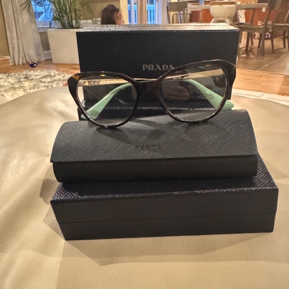 Prada eyeglasses VPR28s - Picture 4 of 4